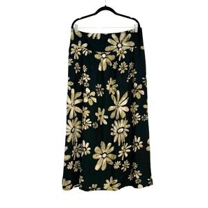Natural Life Addie Floral Green Midi Skirt XL in Black Cream Daisies